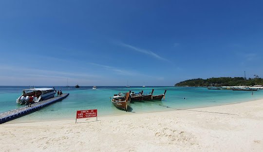 Koh Lipe Travel Guide – Thailand’s “Maldives of Asia” With Crystal Water, Coral Reefs & Beach Paradise
